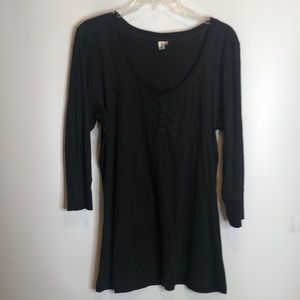 District Threads Stretch Top 1X PLUS SIZE